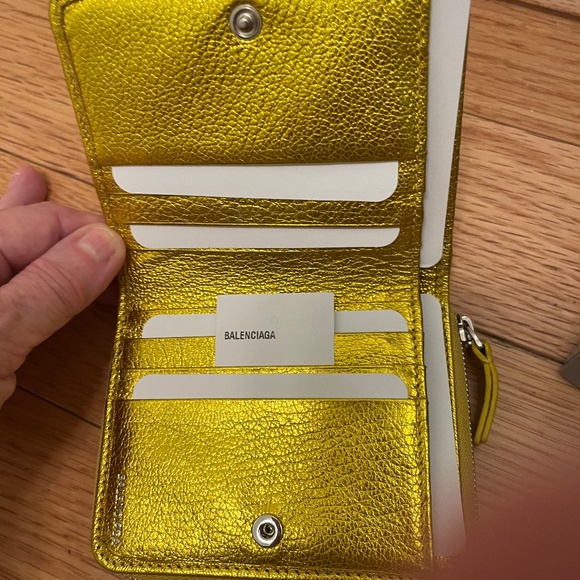 Balenciaga Gold Leather Trifold Wallet - Picture 6 of 15